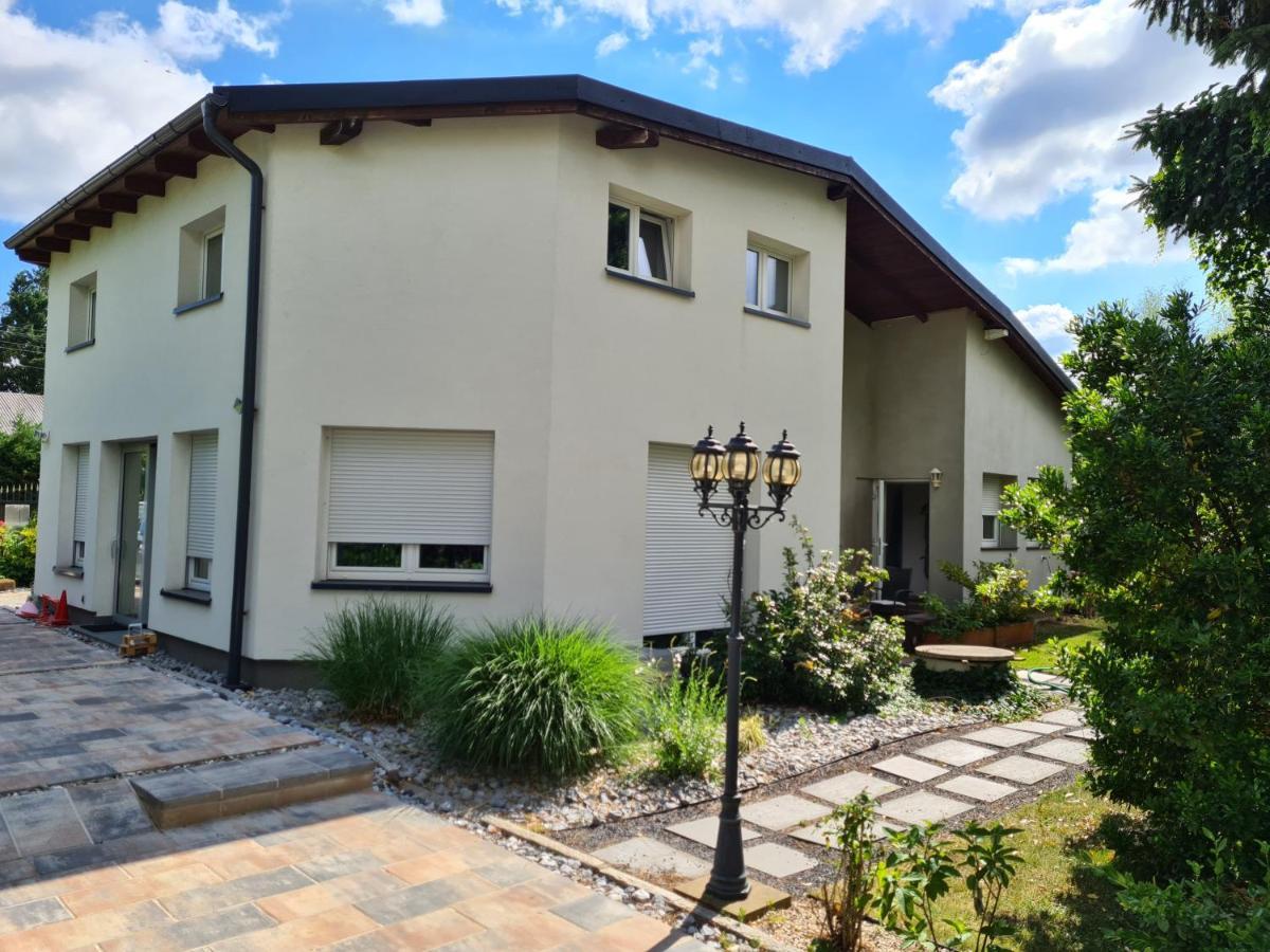 Casa Apollo Villa Strasshof an der Nordbahn Ngoại thất bức ảnh